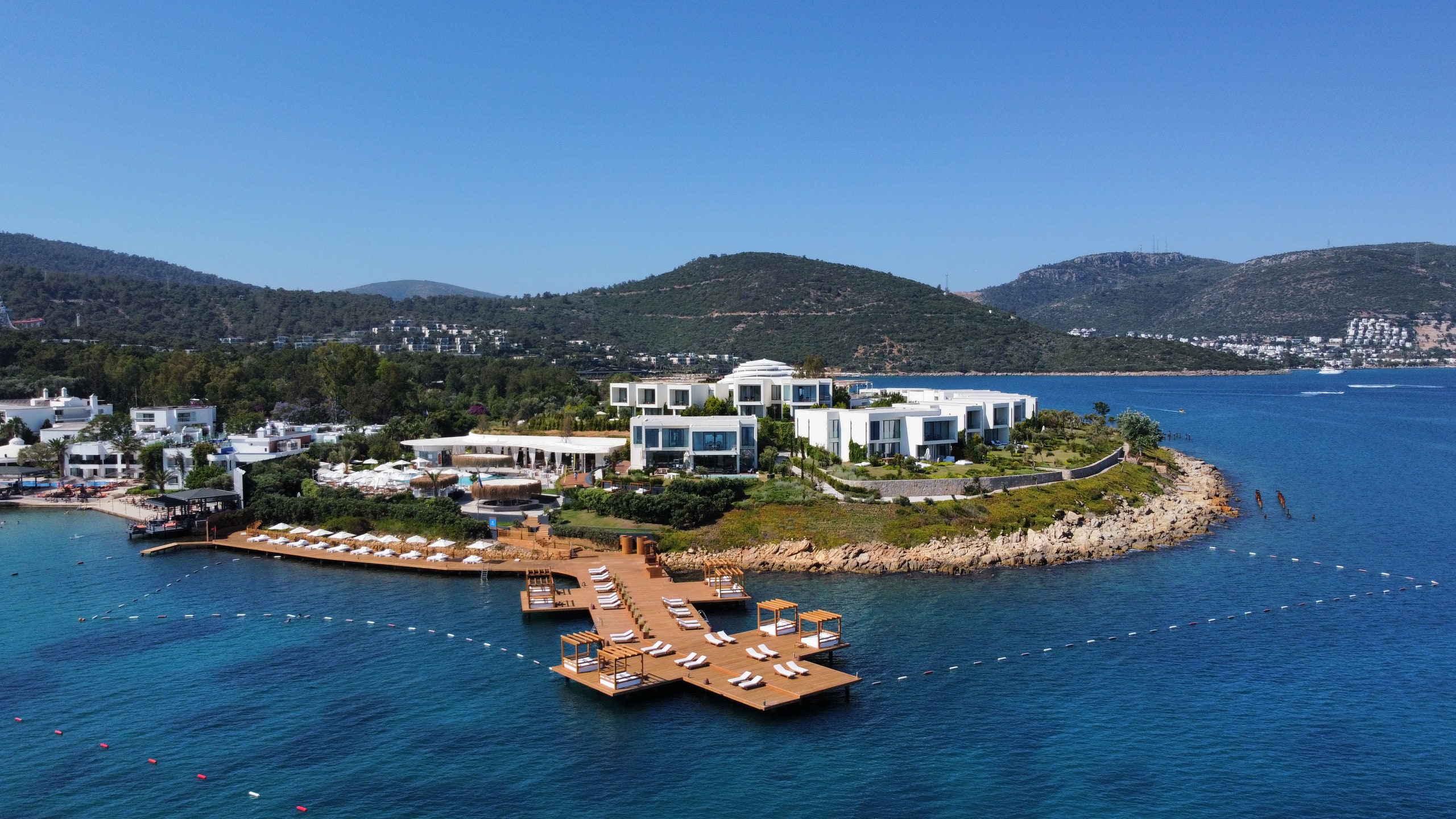 Susona Bodrum, LXR