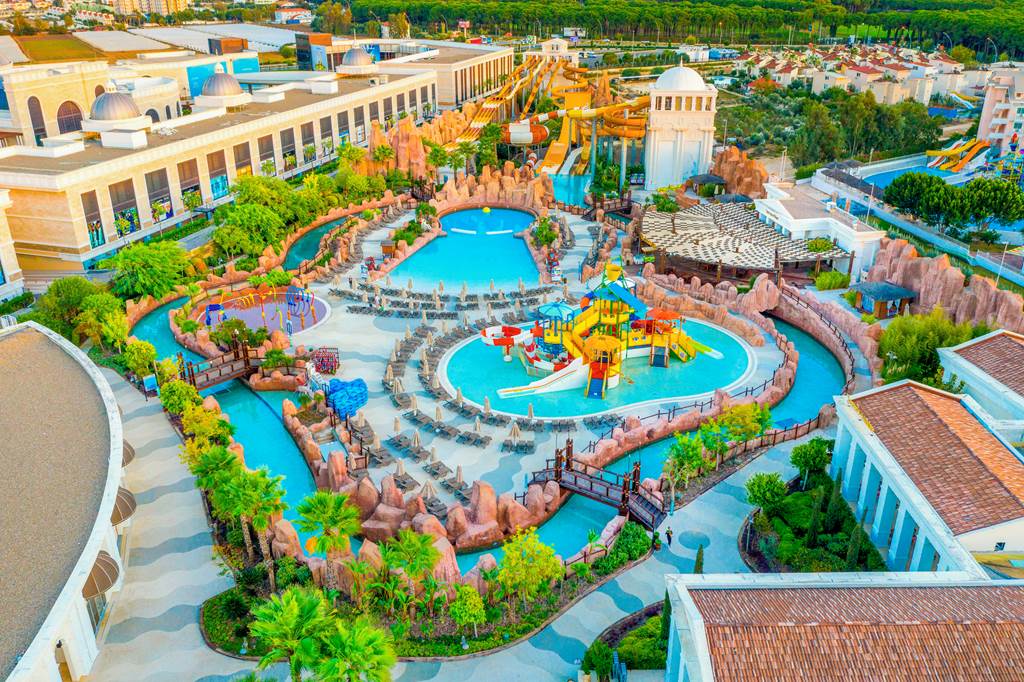 The Land of Legend Kingdom Hotel